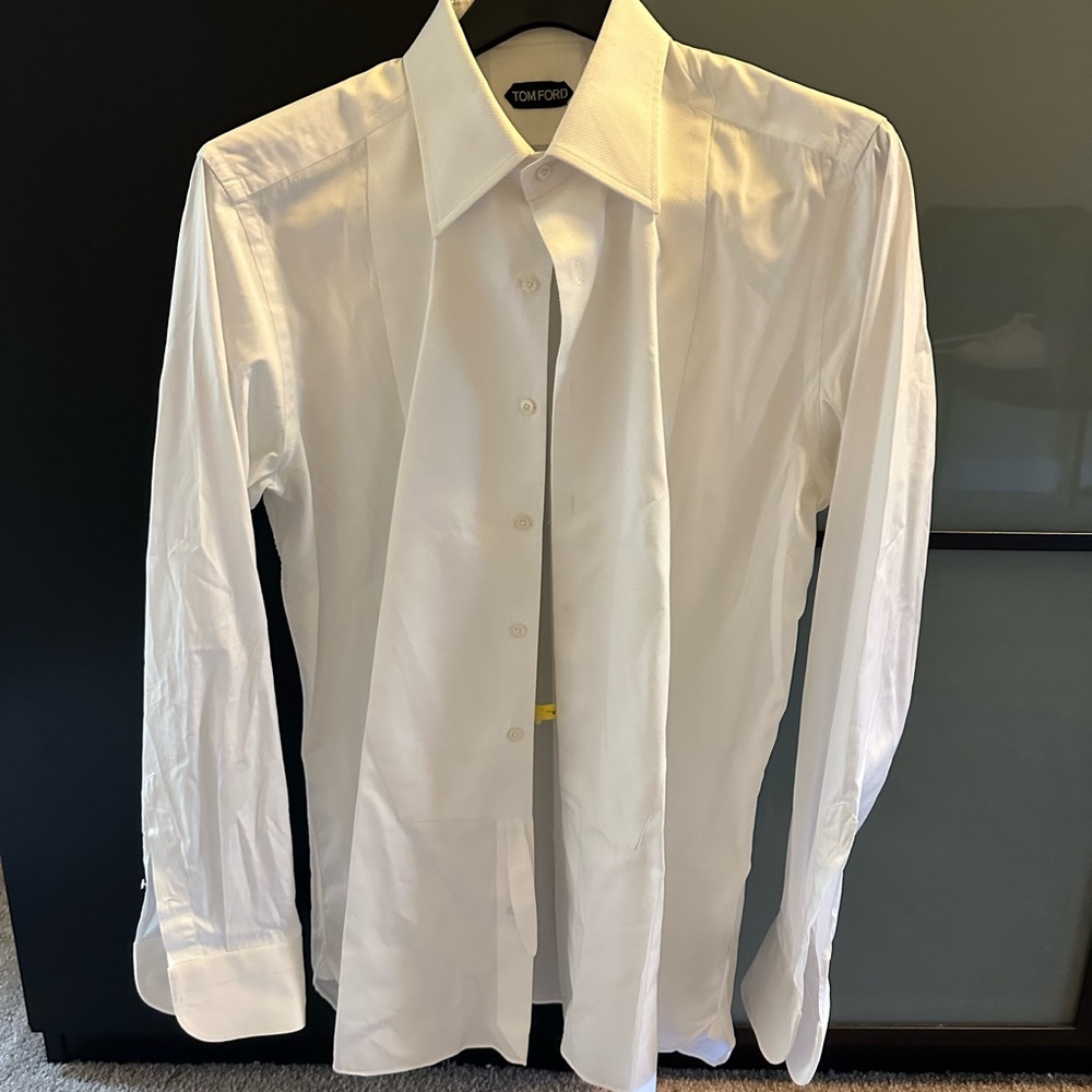 TOM FORD BUTTON UP SHIRT